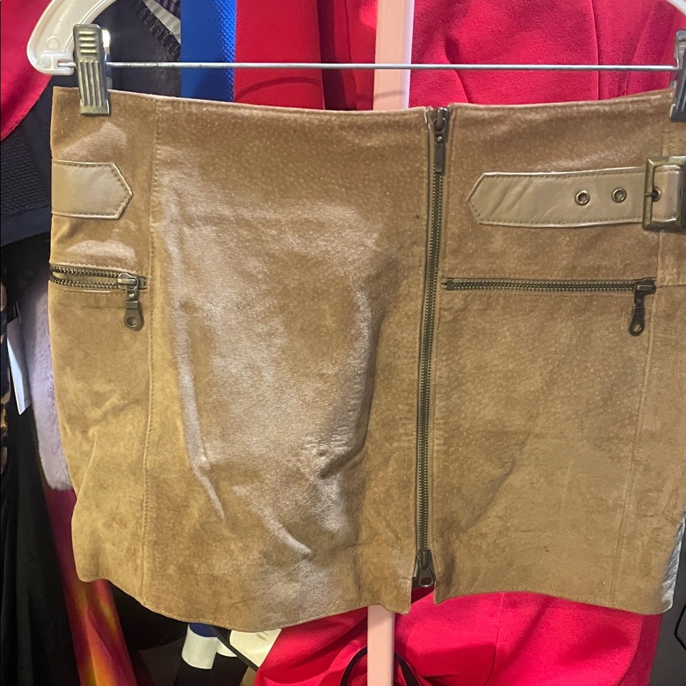 Bebe Beige Suede Skirt with Zipper Accents